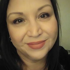 Meet your Posher, Vanessa saudia